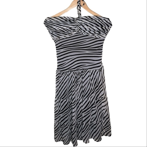 Sum Sum Zebra Striped Halter Dress Size Medium NWT - Picture 1 of 6